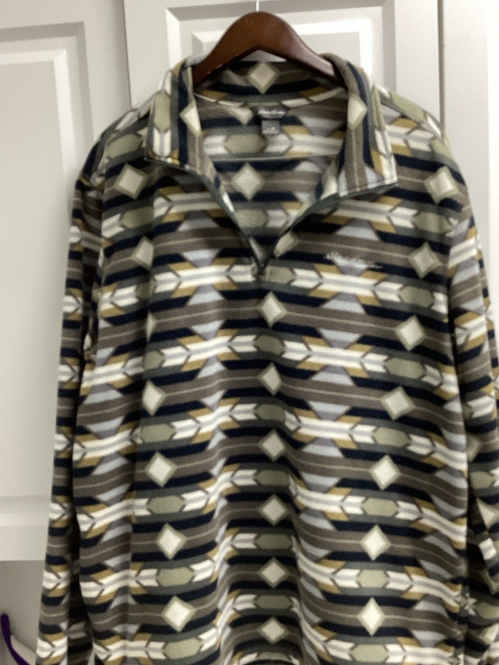 Eddie Bauer Green Gray Navy Geometric Fleece Pullover